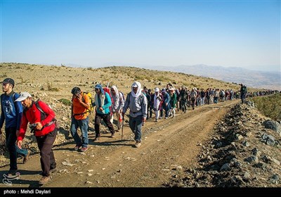 سومین صعود سراسری کارگران کوهنورد کشور به قله فندقلو