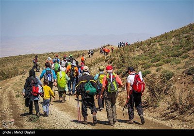 سومین صعود سراسری کارگران کوهنورد کشور به قله فندقلو