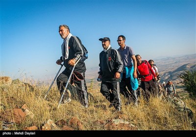 سومین صعود سراسری کارگران کوهنورد کشور به قله فندقلو