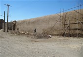 بخشی از دیواره های برج و باروی سلجوقی کاشان مرمت شد