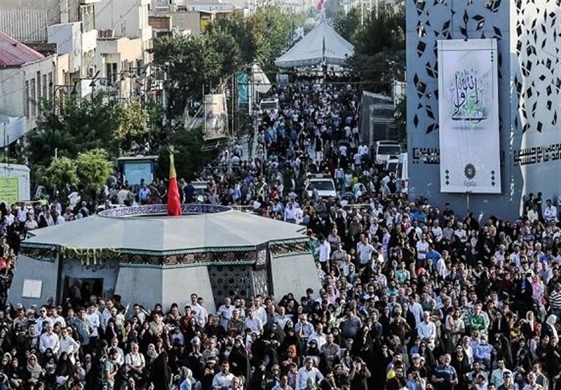 برگزاری جشنواره نقالان رضوی در میدان امام حسین(ع)