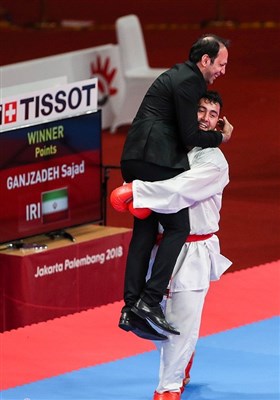 کسب مدال طلای سجاد گنج‌زاده در وزن 84+ کیلوگرم مسابقات کاراته - بازی‌های آسیایی 2018
