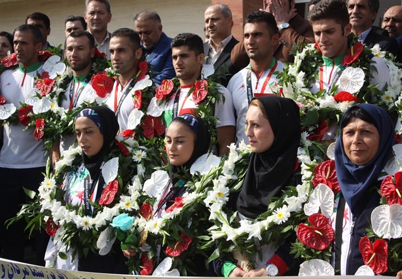 مراسم استقبال از کبدی‌کاران ملی‌پوش و قهرمان گلستان در گرگان برگزار شد+تصاویر