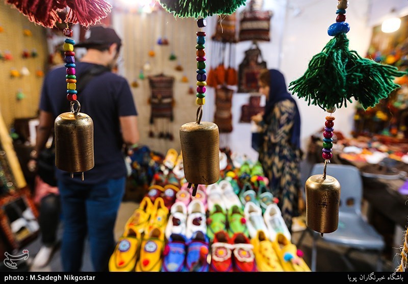 نخستین نمایشگاه منطقه‌ای صنایع دستی استان سمنان گشایش یافت