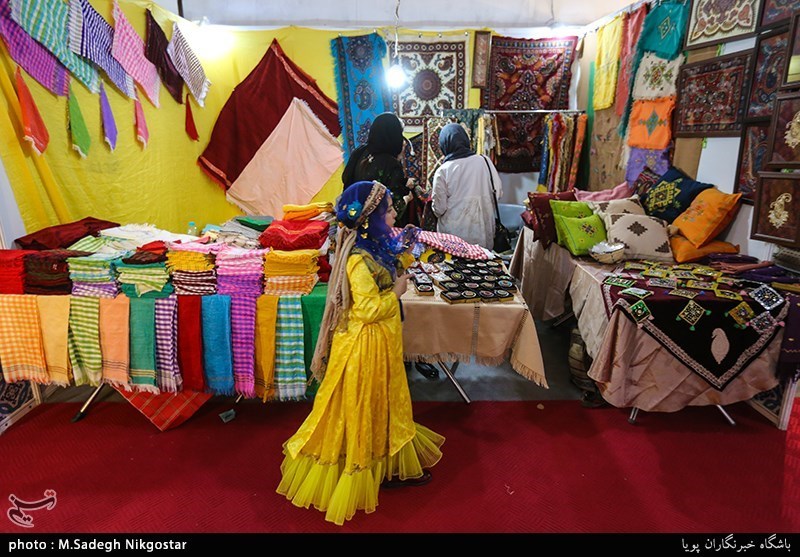 Photos: National handicraft exhibition underway in Tehran