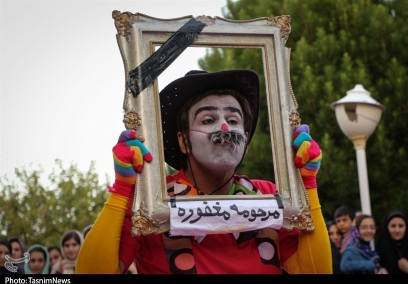 حال تئاتر استان کردستان خوب است اما تو باور نکن‌