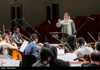 تمرین ارکستر ملی ایران به رهبری نزهت امیری 