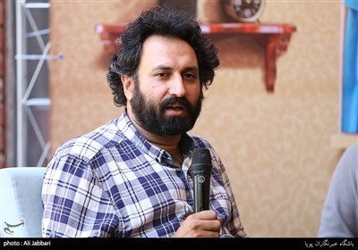 احسان عمادی کارگردان مسابقه "خانه ما" 