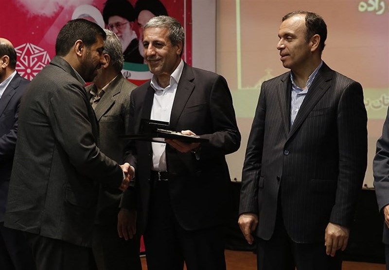 تجلیل از دستگاه‌های اجرایی برتر در جشنواره شهید رجایی استان بوشهر