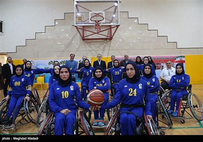 بازدید لاریجانی از اردوی تیم‌های اعزامی به بازی‌های پاراآسیایی