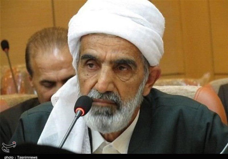 ماموستا رستمی: ملت ایران در 22 بهمن «حمایت از نظام و اتحاد» را به گوش جهانیان می‌رسانند