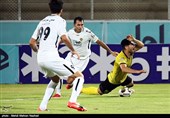 لیگ برتر فوتبال| پیروزی یک نیمه‌ای سپاهان مقابل پارس جنوبی