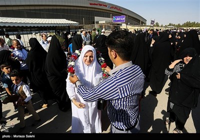 Iranian Hajj Pilgrims Returning Home