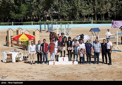 مسابقات سوارکاری در پیست ارشاد مشهد