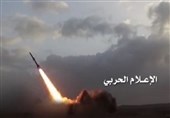 القوة الصاروخیة الیمنیة تستهدف معسکرا للجیش السعودی شرق جیزان