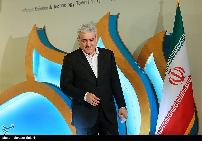 معاون علمی رئیس‌جمهور از صنایع هوا خورشید دانشگاه فردوسی مشهد بازدید کرد‌