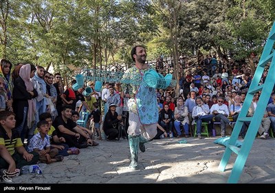 سیزدهمین جشنواره بین المللی تئاتر خیابانی مریوان