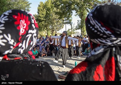 اجراهای روز آخر جشنواره بین المللی تئاتر خیابانی مریوان