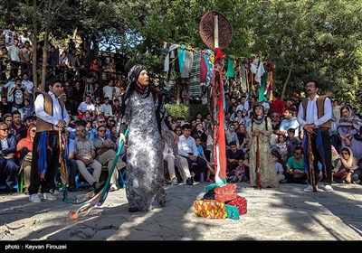 اجراهای روز آخر جشنواره بین المللی تئاتر خیابانی مریوان