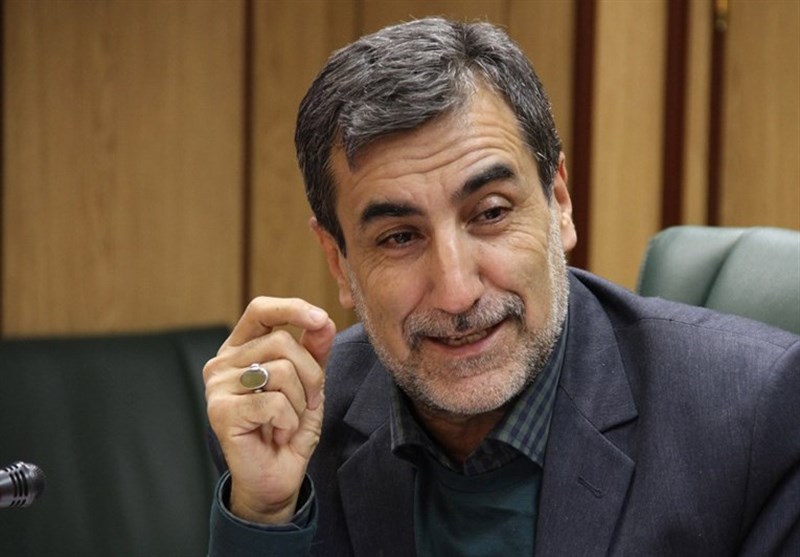 هشدار دبیر شورای عالی سلامت‌ کشور به مصرف بیش از حد فست‌فود‌ها در ایران