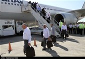 نخستین گروه از زائران بیتالله الحرام به گلستان بازگشتند؛ بازگشت حجاج در 14 پرواز