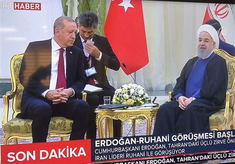 روحانی و اردوغان با یکدیگر دیدار کردند