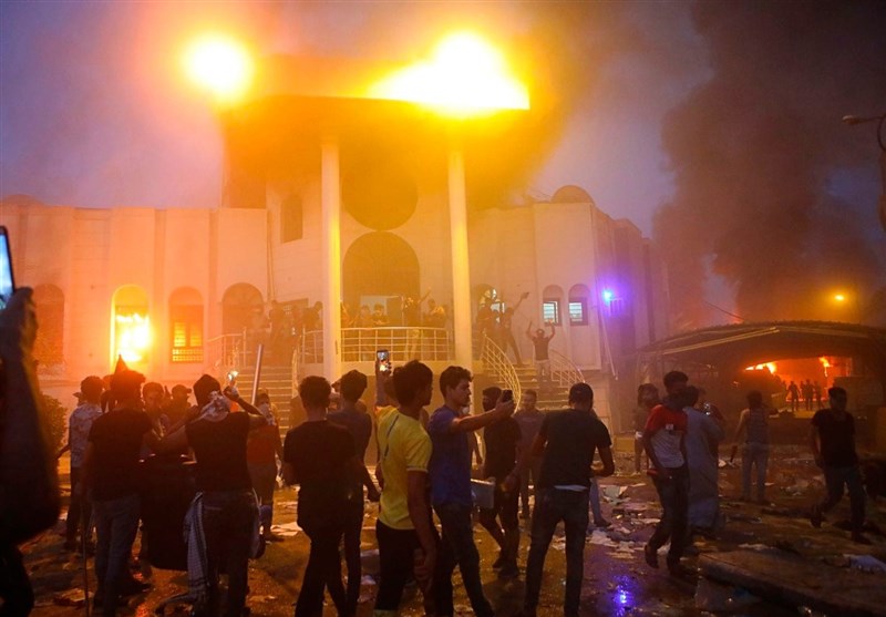 عراق| بزرگان بصره آتش‌زدن مقرهای حشد شعبی و کنسولگری ایران را محکوم کردند+ سند