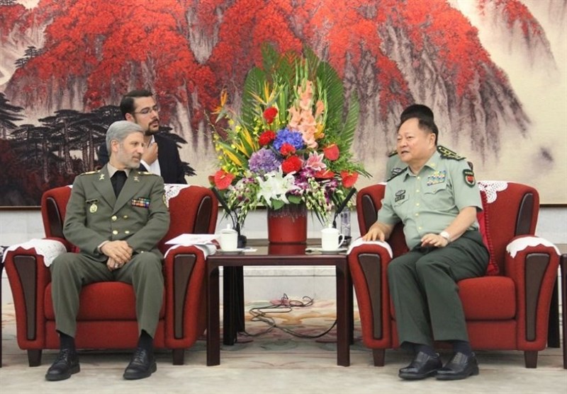 امیر حاتمی با معاون کمیسیون مرکزی نظامی چین دیدار کرد