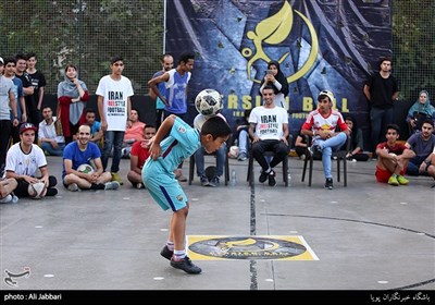 مسابقات قهرمانی فوتبال نمایشی ایران