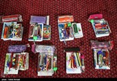 توزیع بسته‌های نوشت‌افزار به دانش‌آموزان نیازمند تهرانی توسط خیران