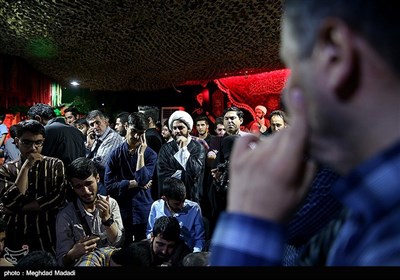 وداع با پیکر دو شهید مدافع حرم در معراج شهدا