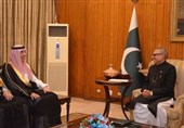 دیدار وزیر سعودی با رئیسجمهور پاکستان تنها ساعاتی پس از تحلیف وی