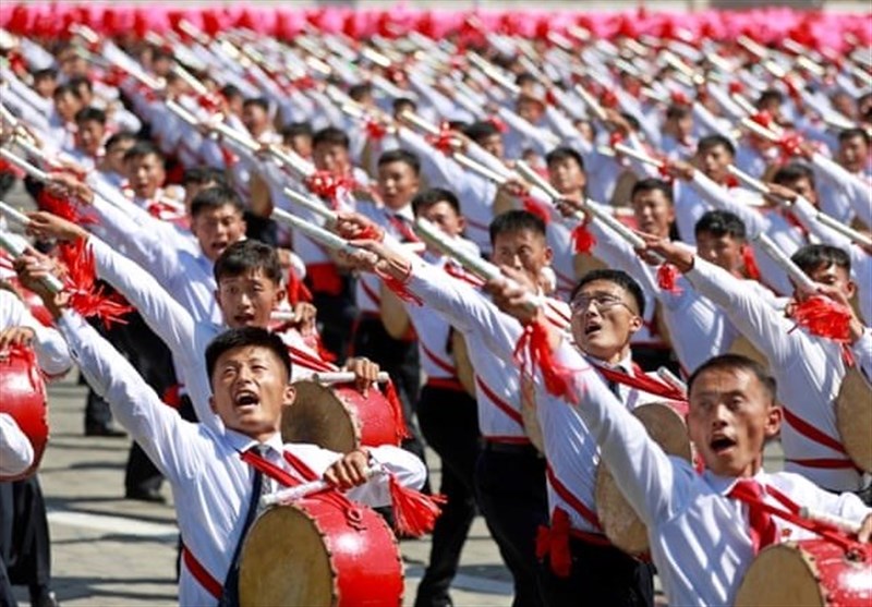 متفاوت‌ترین رژه کره شمالی چگونه برگزار شد + تصاویر