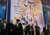 رئیس مجلس در استهبان: مشکلات اقتصادی و سیاسی با رواج فرهنگ قرآنی برطرف می‌شود