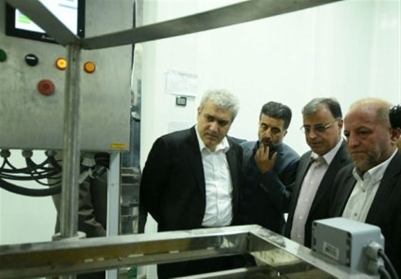 بازدید معاون رئیس‌جمهور از تنها کارخانه تولیدکننده ویتامین E خاورمیانه در گلستان