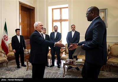 تقدیم استوارنامه سفیر جدید سنگال به محمدجواد ظریف وزیر امور خارجه