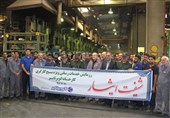 شیفت ایثار در زنجان؛ کارخانههای استان زنجان توسط کارگران بسیجی ضدعفونی میشود