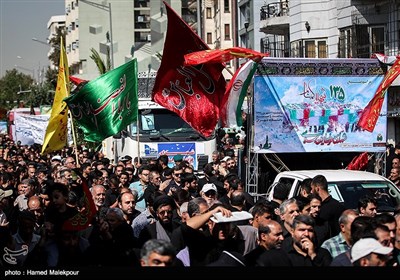 Huge Funeral Procession Held in Tehran for 135 Unidentified Iranian Martyrs