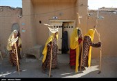 کاروان نمادین کربلا در روستای سهروفیروزان اصفهان
