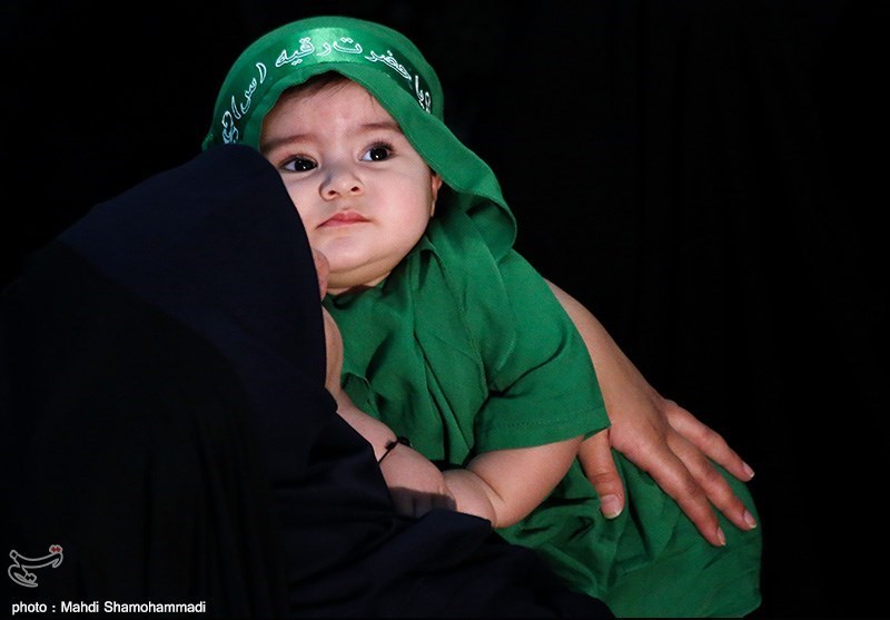 بالصور.. مراسم الطفل الرضیع فی إیران و41 دولة