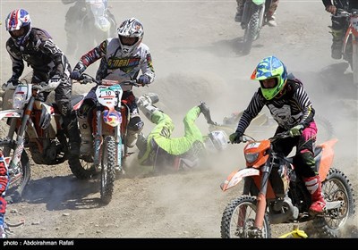 مسابقات موتور اندرو قهرمانی کشور در همدان