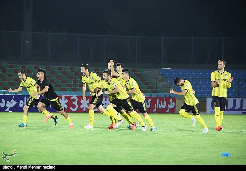 بوشهر| اعتصاب بازیکنان پارس جنوبی جم به روز دوم کشید