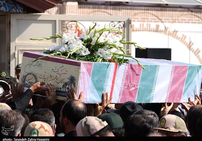 شهدای گمنام پس از تشیع در تبریز به تهران بدرقه می‌شوند