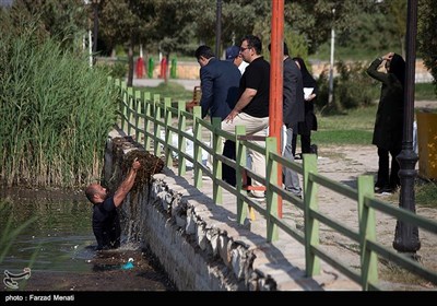 پاکسازی سراب نیلوفر در کرمانشاه 