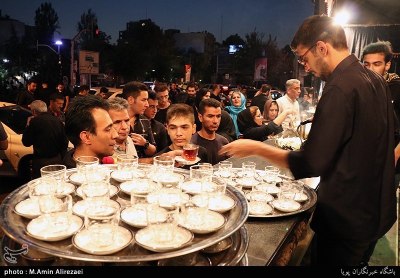 2 میلیون و 600 هزار زائر در چایخانه های مسجد مقدس جمکران پذیرایی شدند