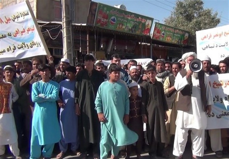 تظاهرات مردمی در اعتراض به ممنوعیت واردات کالاهای ایرانی در غرب افغانستان
