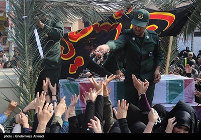 مراسم تشییع پیکر 9 شهید گمنام دوران دفاع مقدس در ساری 