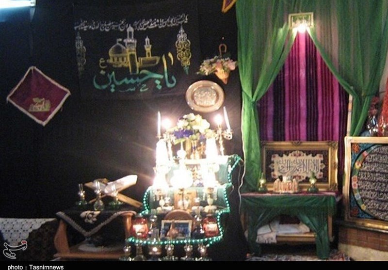 سقاخانه‌های بروجرد تجلی‌گاه عشق و ارادت مردم به امام حسین(ع)؛ خانه‌های سیاه‌پوش و چراغ‌های نذری+تصاویر