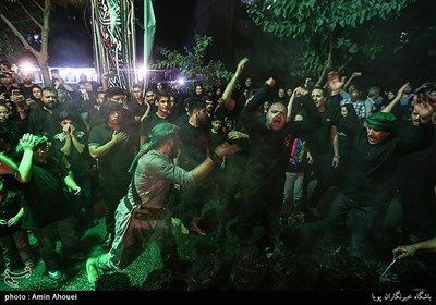آئین مشعل گردانی نجفی های مقیم تهران در دولت آباد
