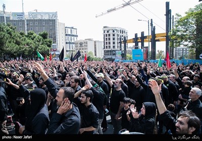 تجمع بزرگ عاشوراییان در میدان شهید طهرانی مقدم